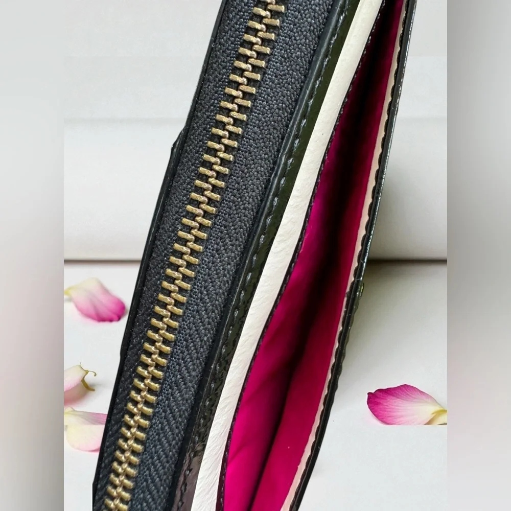 Kate Spade Wellesley Alessa Patent Leather Wallet. Excellent Condition. - Picture 8 of 15